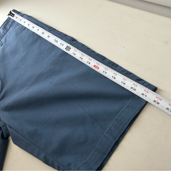 Volcom Men's Flat Front Chino Shorts Casual Blue Size 32 - Picture 13 of 16